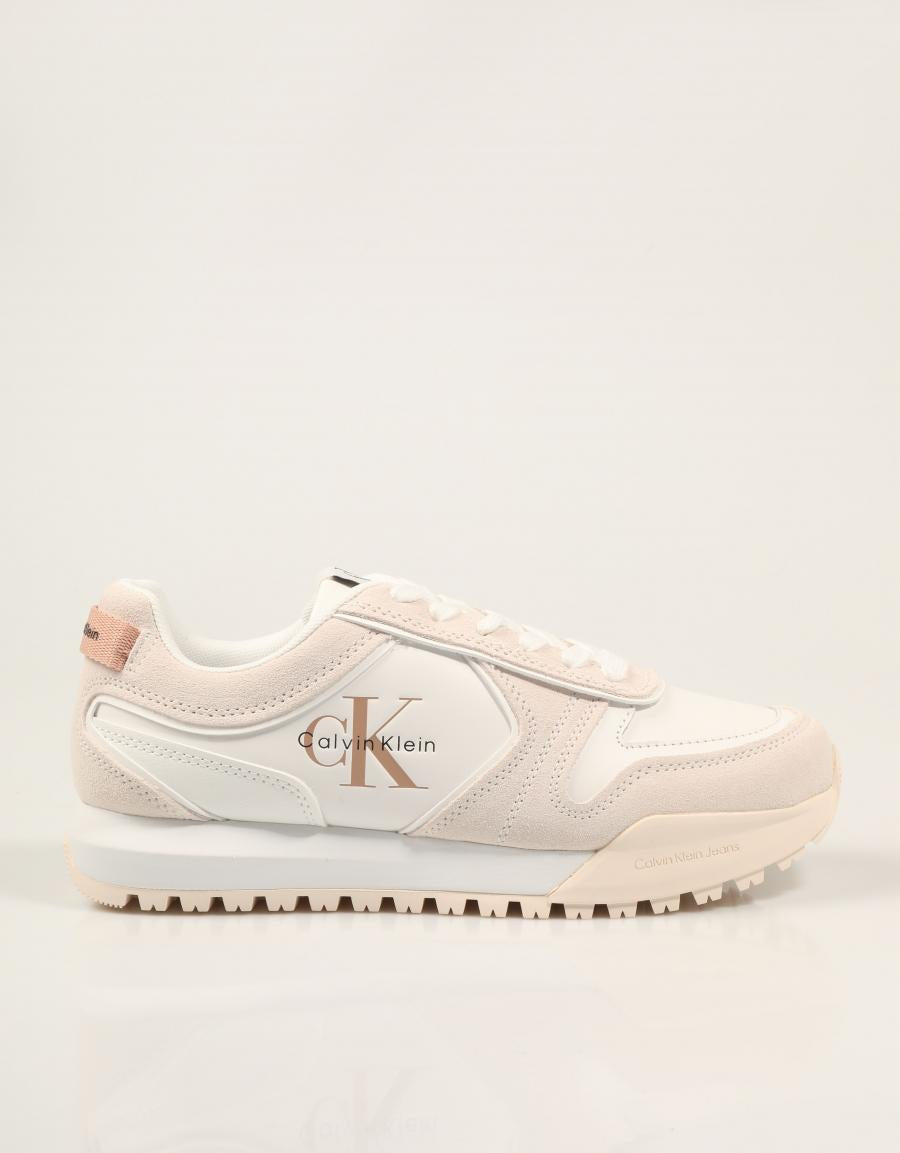 ZAPATILLAS CALVIN KLEIN TOOTHY RUNNER WHITE YW0YW02052 en color Blanco