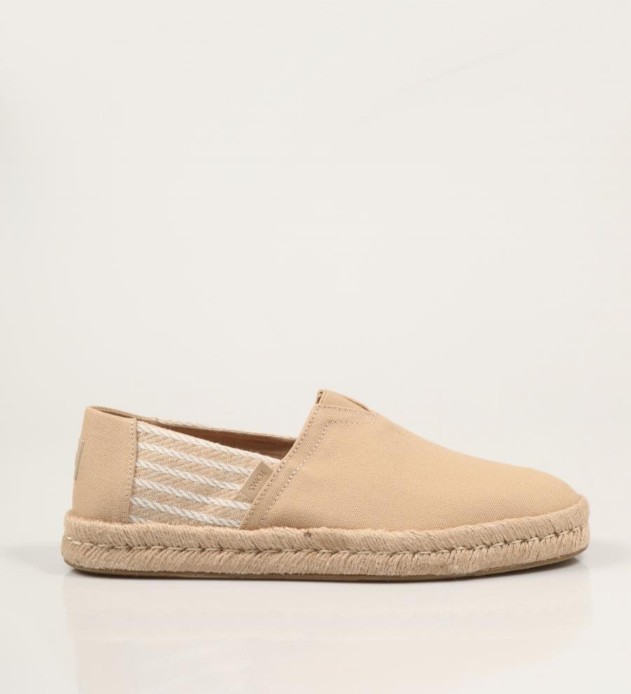 ESPARDEÑAS TOMS ALPARGATA ROPE BEIGE 10023184 en color Beige