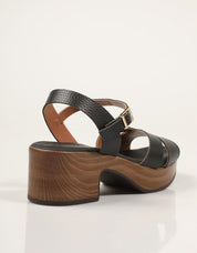 SANDALIAS REBECCA HOPE SANDALIA TACON NEGRO en color Negro