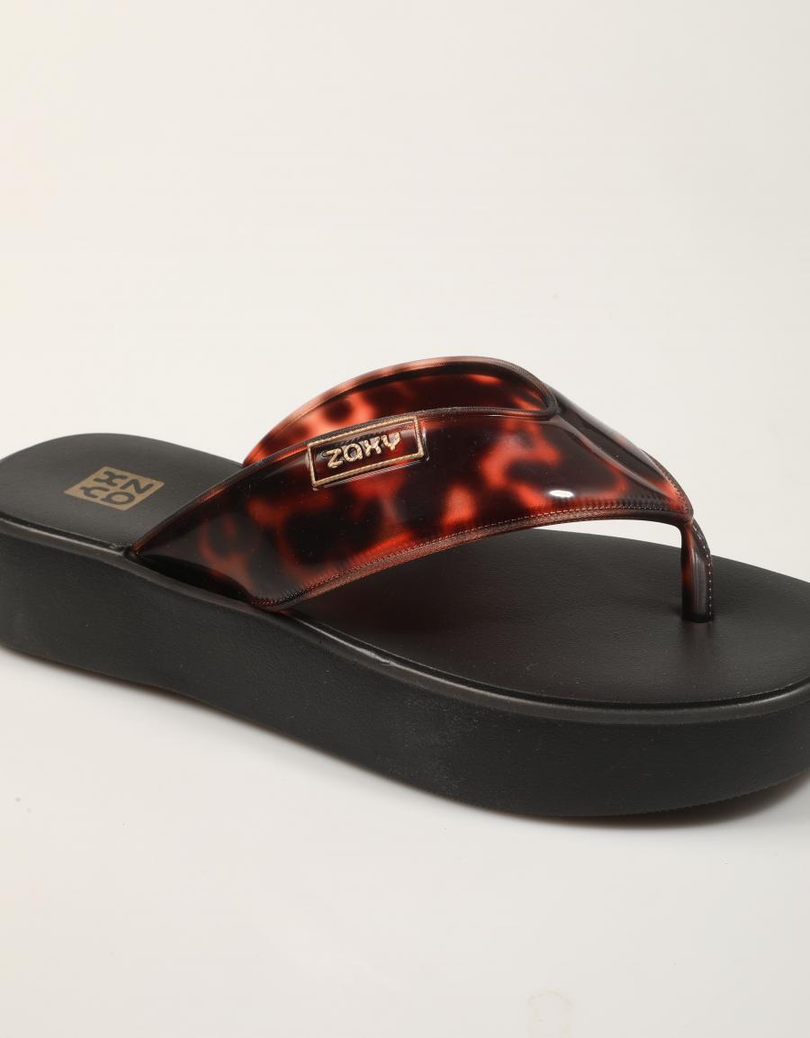 SANDALIAS ZAXY ESCLAVA LEOPARD BLACK en color Negro