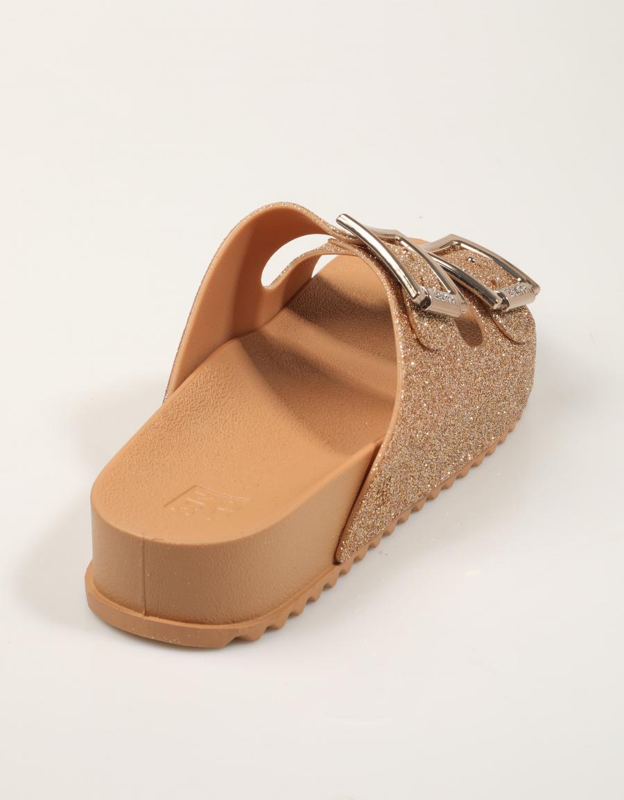 SANDALIAS ZAXY PALA HEBILLAS GLIT.BEIGE en color Oro