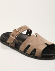 SANDALIAS REBECCA HOPE PALA H HEBILL SUGHERO en color Taupe