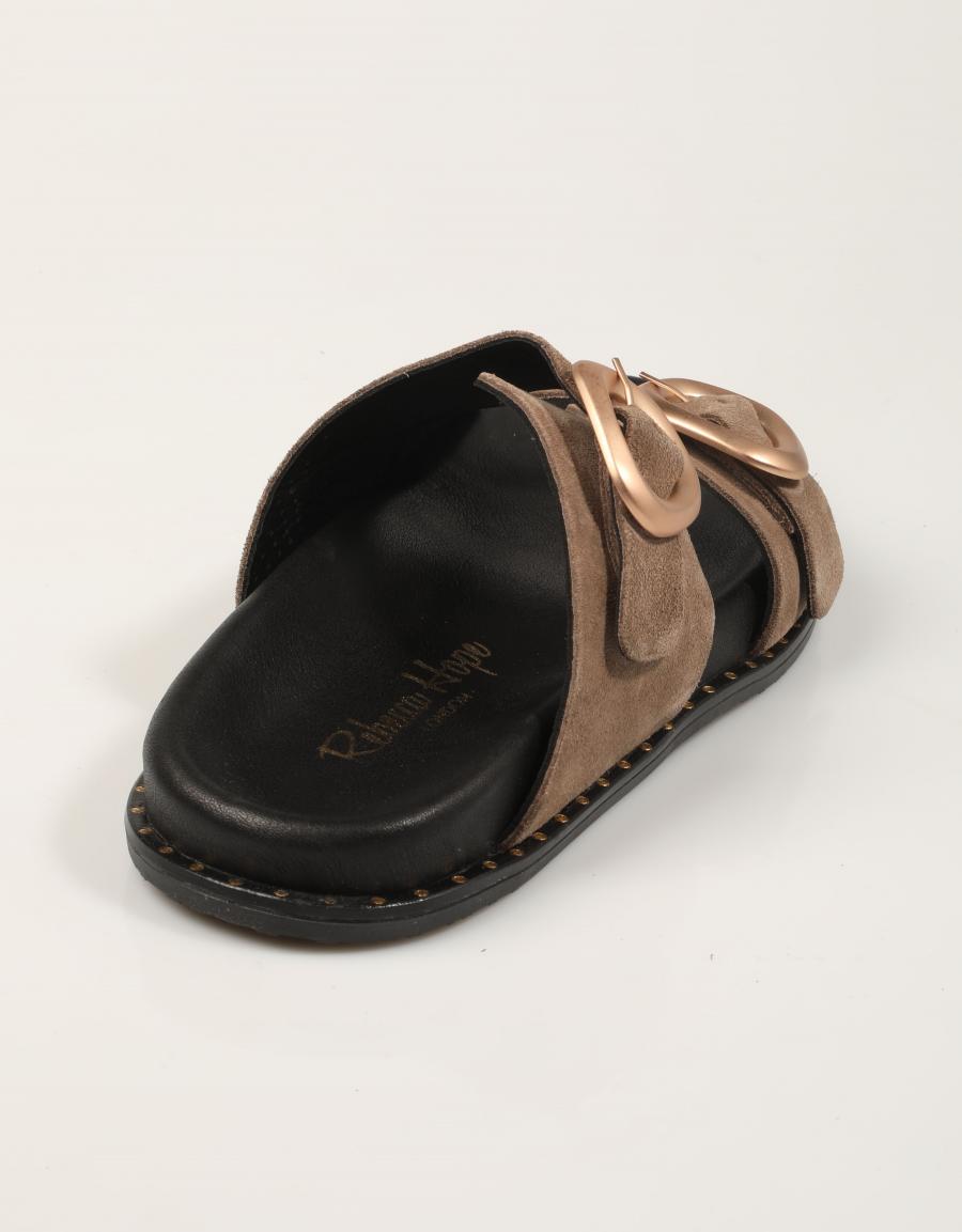 SANDALIAS REBECCA HOPE PALA 2 HEBILL SUGHERO en color Taupe