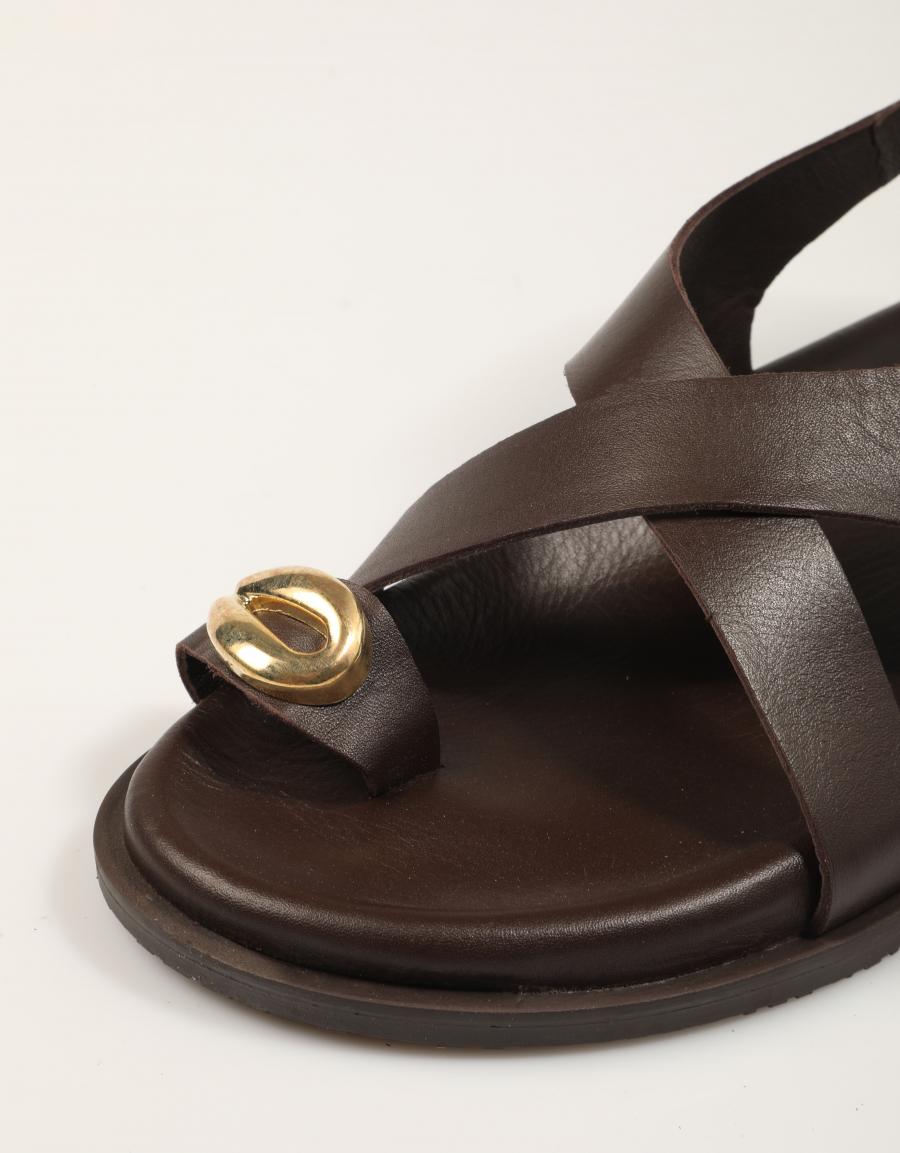 SANDALIAS REBECCA HOPE SANDALIA DEDO KAKAO en color Marron