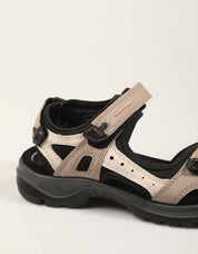 SANDALIAS ECCO OFFROAD  06956354695 en color Beige