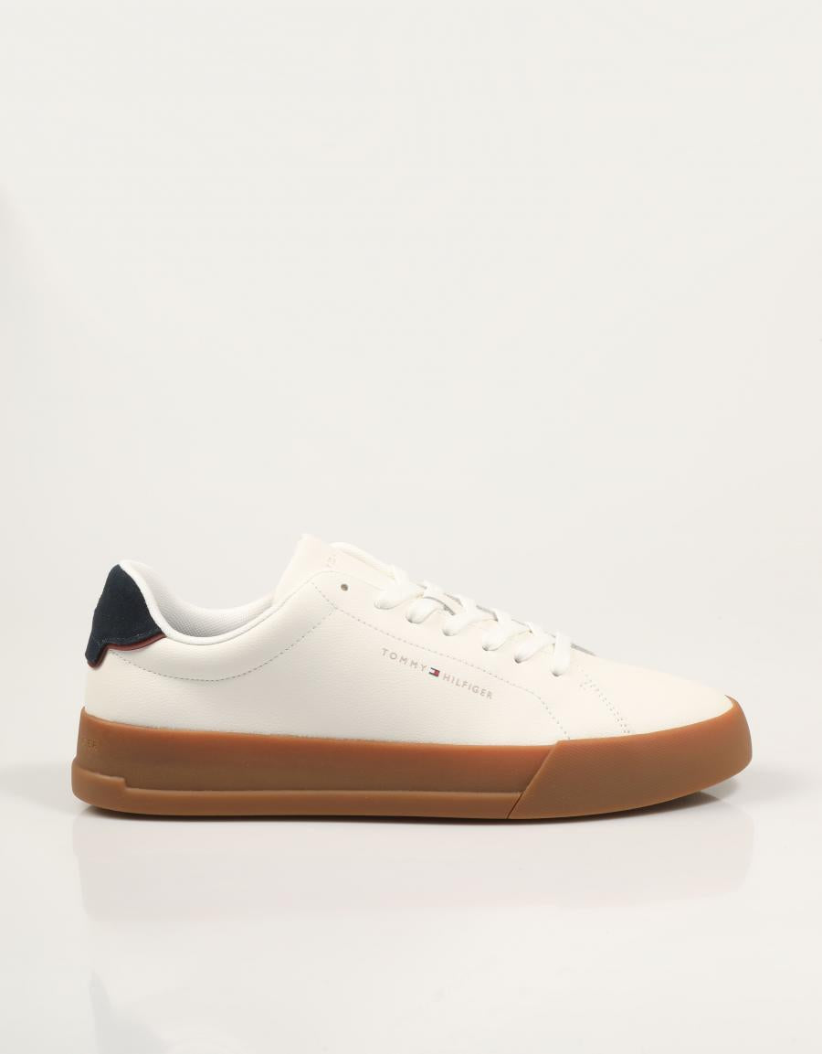 ZAPATILLAS TOMMY HILFIGER COURT WHITE FM0FM05367 en color Blanco