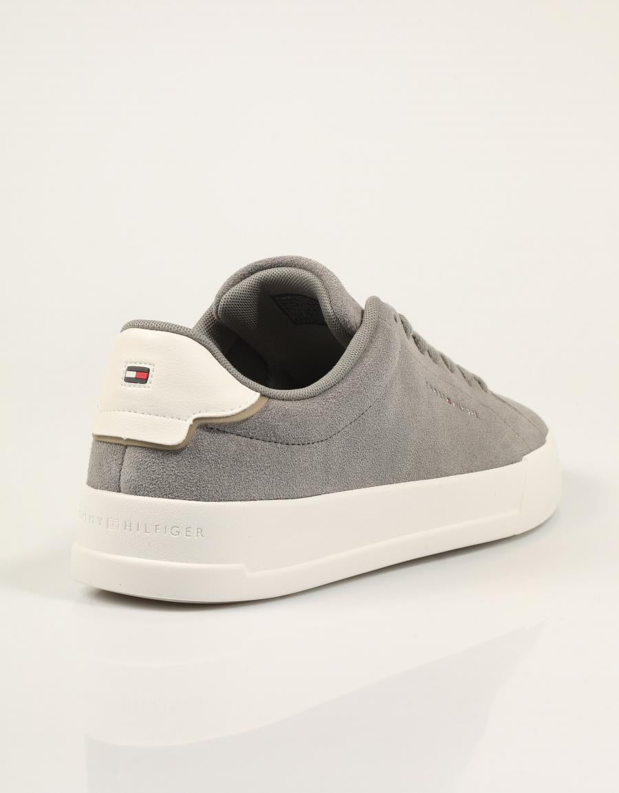 ZAPATILLAS TOMMY HILFIGER TH COURT SUEDE GREY FM0FM05716 en color Gris