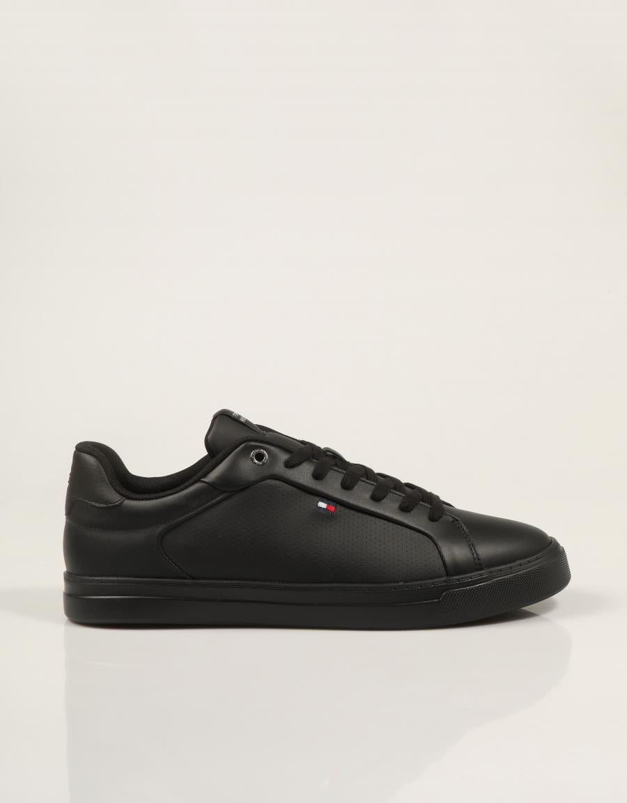 ZAPATILLAS TOMMY HILFIGER LIGHT SNEAKER BLACK FM0FM05981 en color Negro
