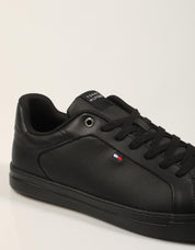 ZAPATILLAS TOMMY HILFIGER LIGHT SNEAKER BLACK FM0FM05981 en color Negro