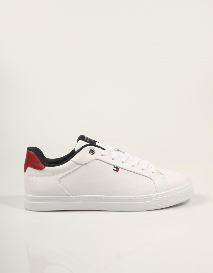 ZAPATILLAS TOMMY HILFIGER LIGHT SNEAKER RWB FM0FM05981 en color Blanco