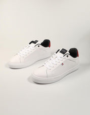 ZAPATILLAS TOMMY HILFIGER LIGHT SNEAKER RWB FM0FM05981 en color Blanco