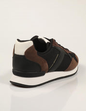 ZAPATILLAS TOMMY HILFIGER CORE MIX RUNNER BROWN FM0FM06001 en color Negro