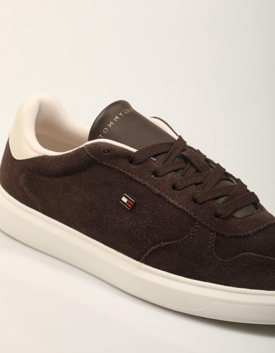ZAPATILLAS TOMMY HILFIGER ICON COURT L.SUEDE BROWN FW0FW09593 en color Marron