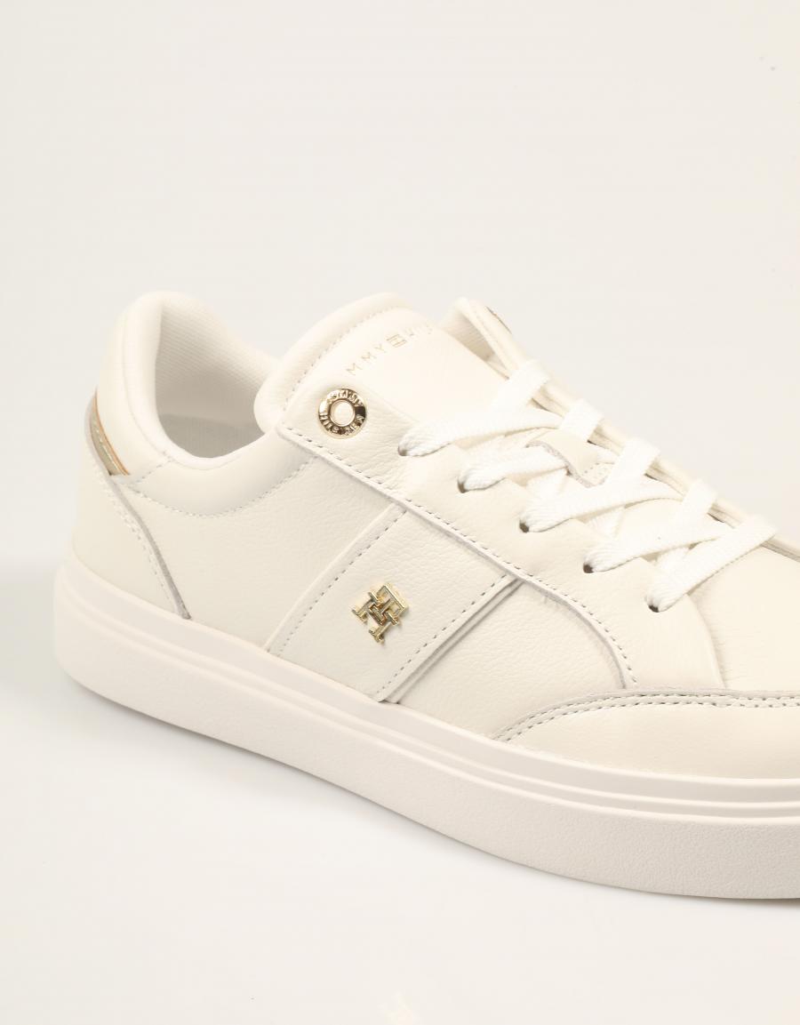 ZAPATILLAS TOMMY HILFIGER TH FEMININE CUPSOLE ECRU FW0FW09600 en color Hielo