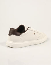 ZAPATILLAS TOMMY HILFIGER TH ICON COURT LIGHT ECRU FW0FW09601 en color Blanco