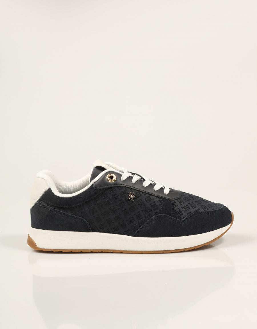 ZAPATILLAS TOMMY HILFIGER RUNNER MONOGRAM BLUE FW0FW09620 en color Azul marino