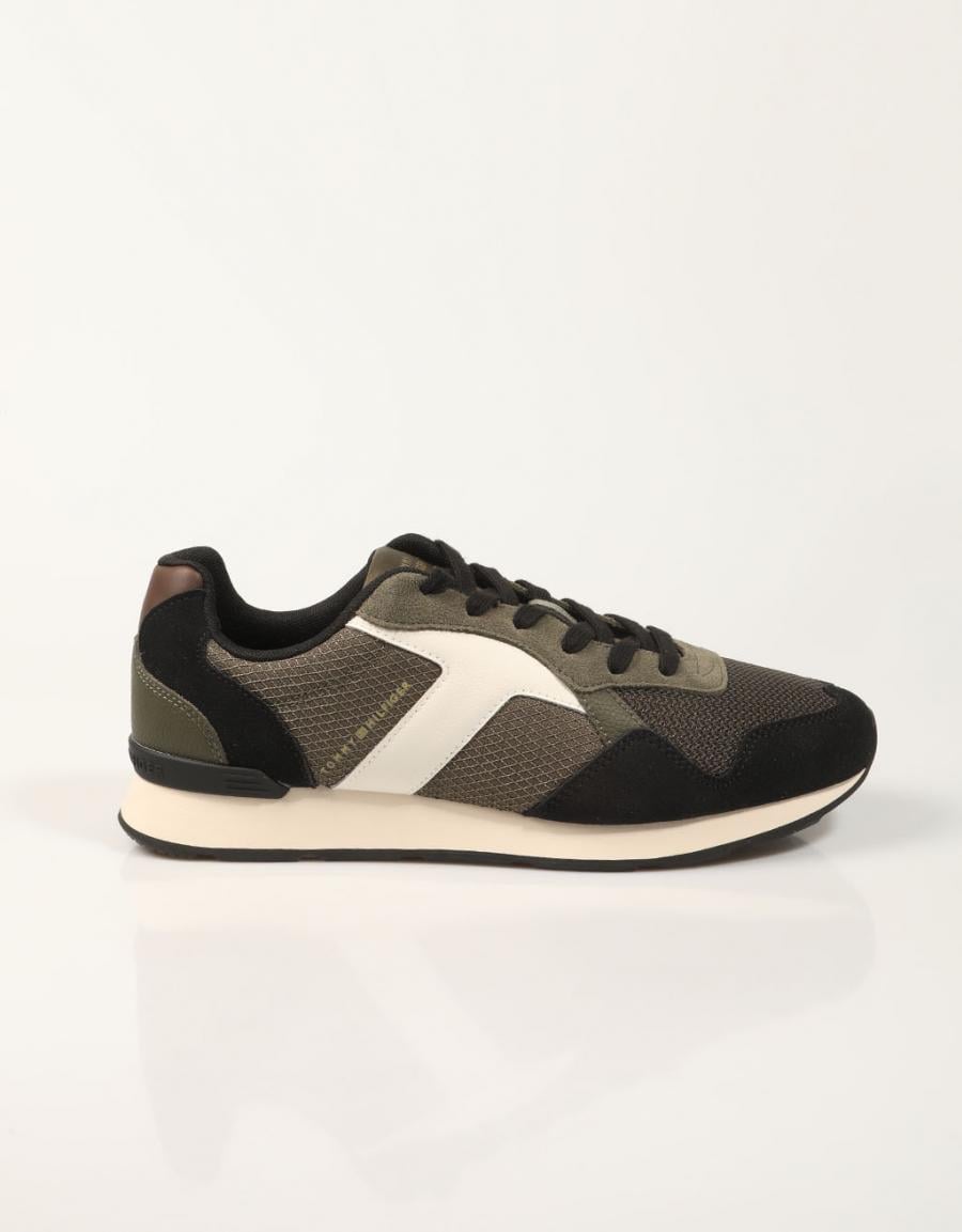 ZAPATILLAS TOMMY HILFIGER CORE MIX RUNNER P.OLIVE FM0FM06001 en color Kaki