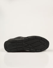 ZAPATILLAS TOMMY HILFIGER CORE LTH RUNNER BLACK FM0FM06002 en color Negro