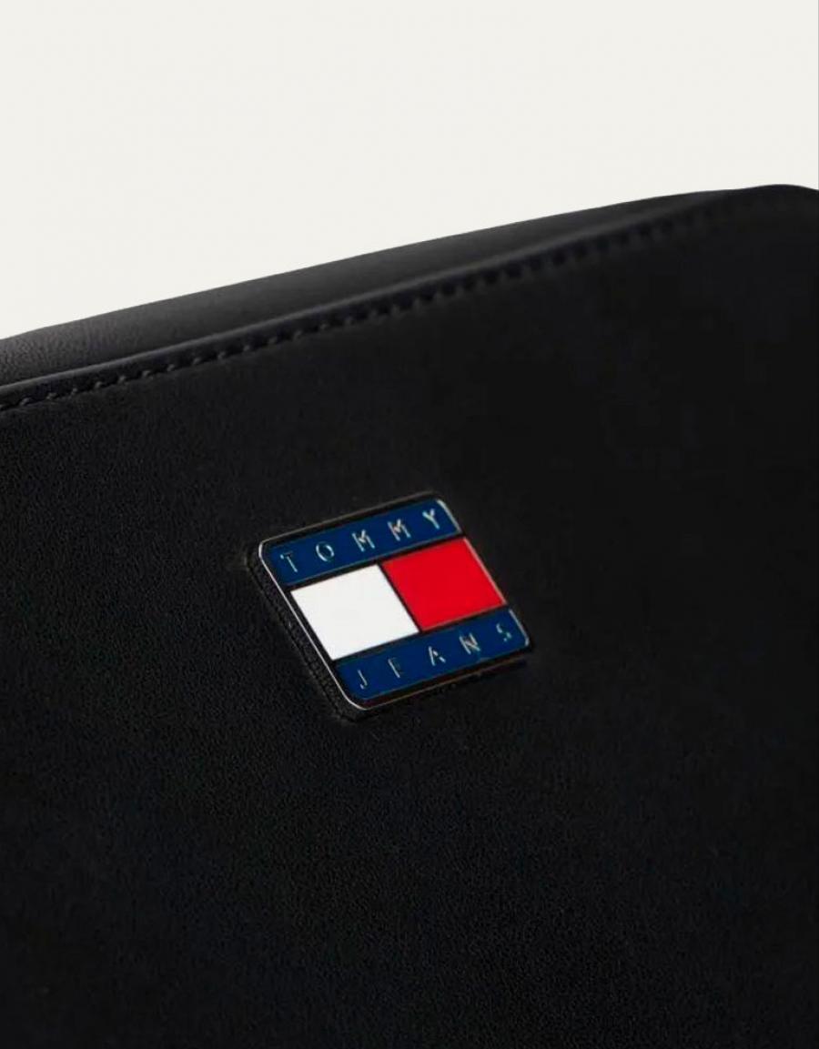 BOLSO TOMMY HILFIGER CROSSOVER BLACK AW0AW19042 en color Negro
