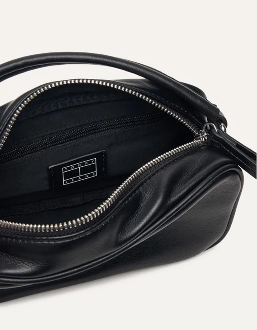 BOLSOS TOMMY HILFIGER CAMERA BAG BLACK AW0AW19053 en color Negro