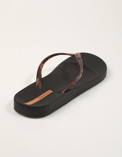SANDALIAS IPANEMA ESCLAVA LEOPARD BLACK en color Negro