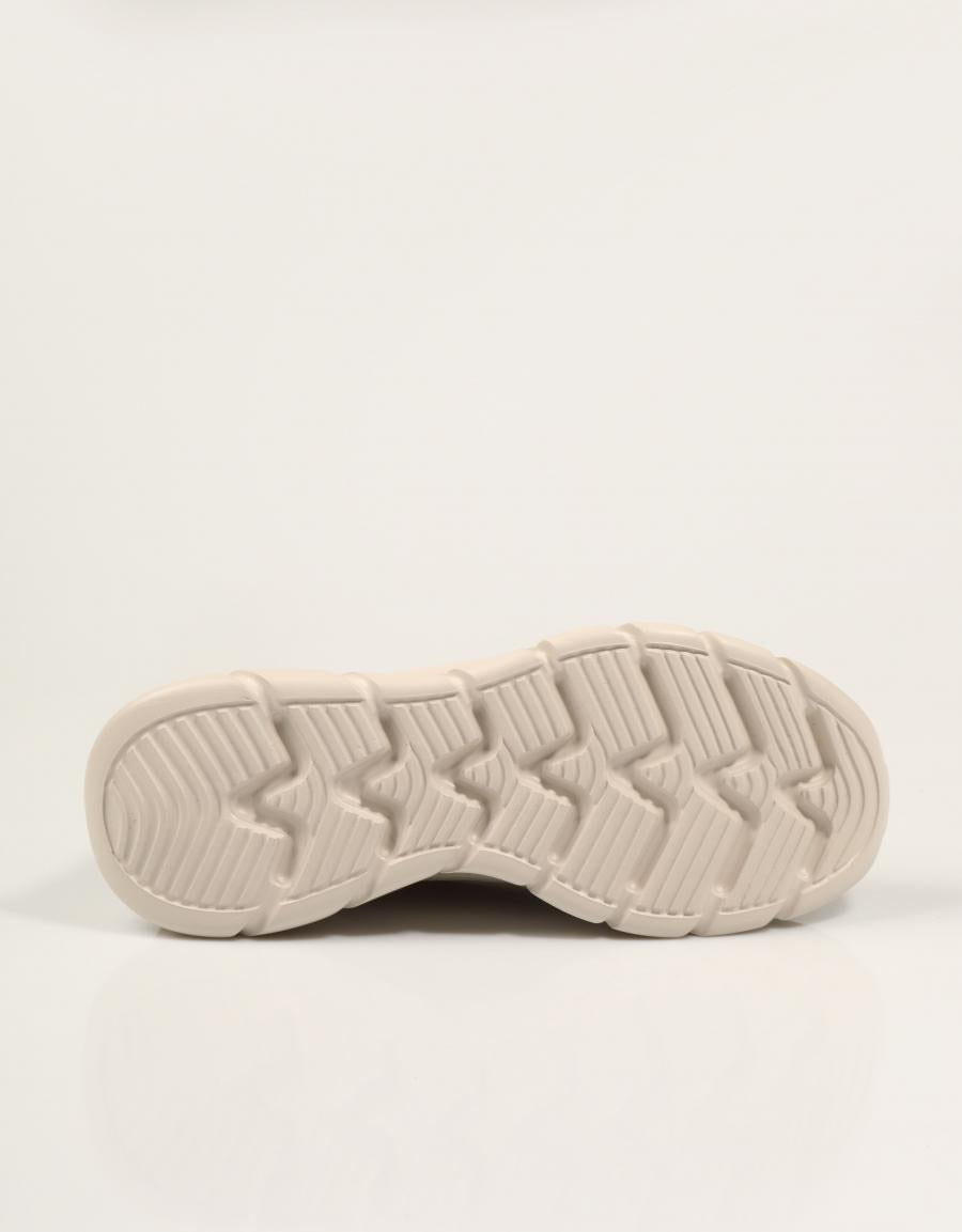 ZAPATILLAS SKECHERS BOBS B FLEX TAUPE 117394 en color Taupe