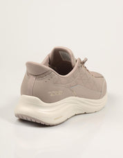 ZAPATILLAS SKECHERS SLIP INS TAUPE 150413 en color Taupe