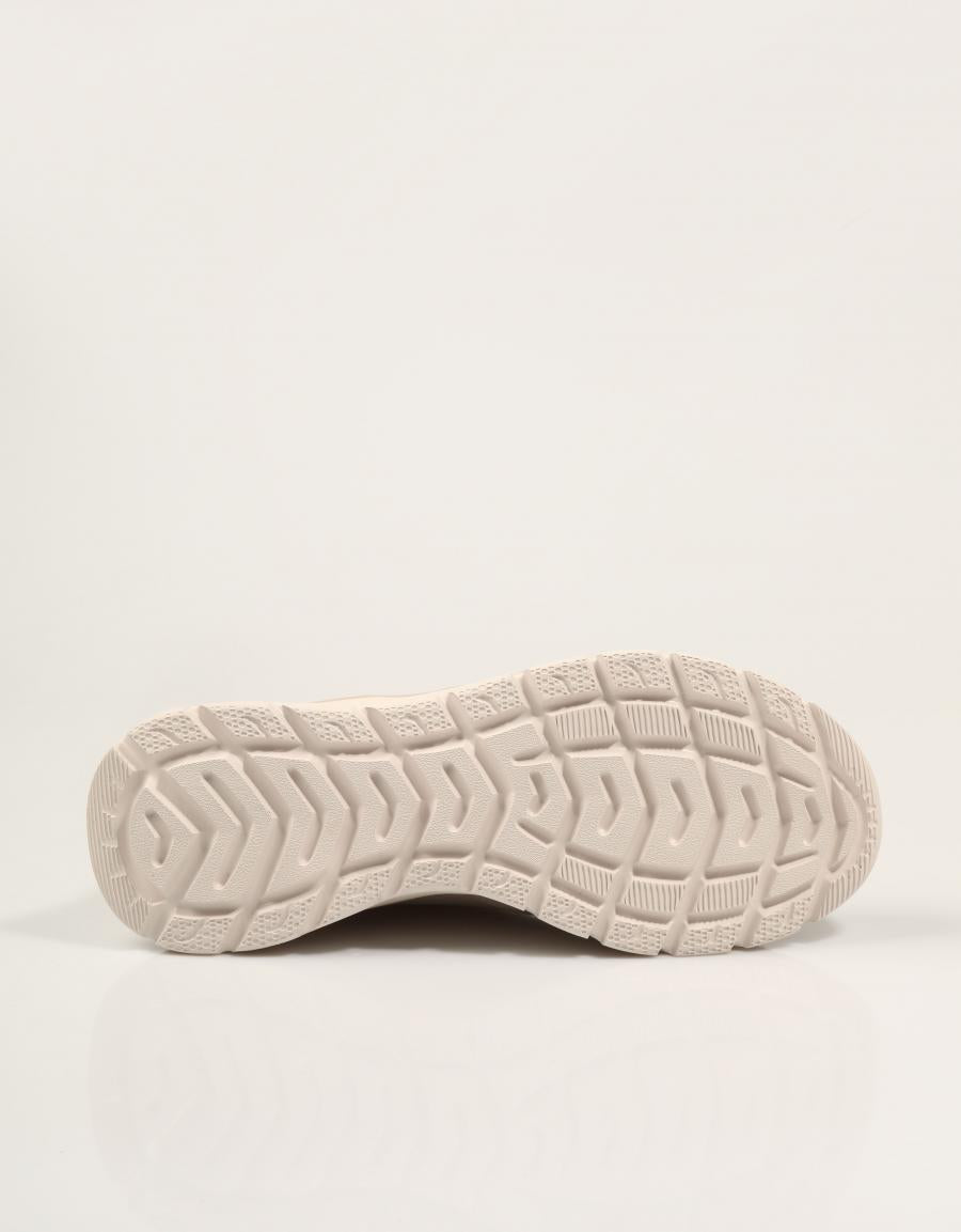 ZAPATILLAS SKECHERS FASHION FIT TAUPE 150386 en color Taupe