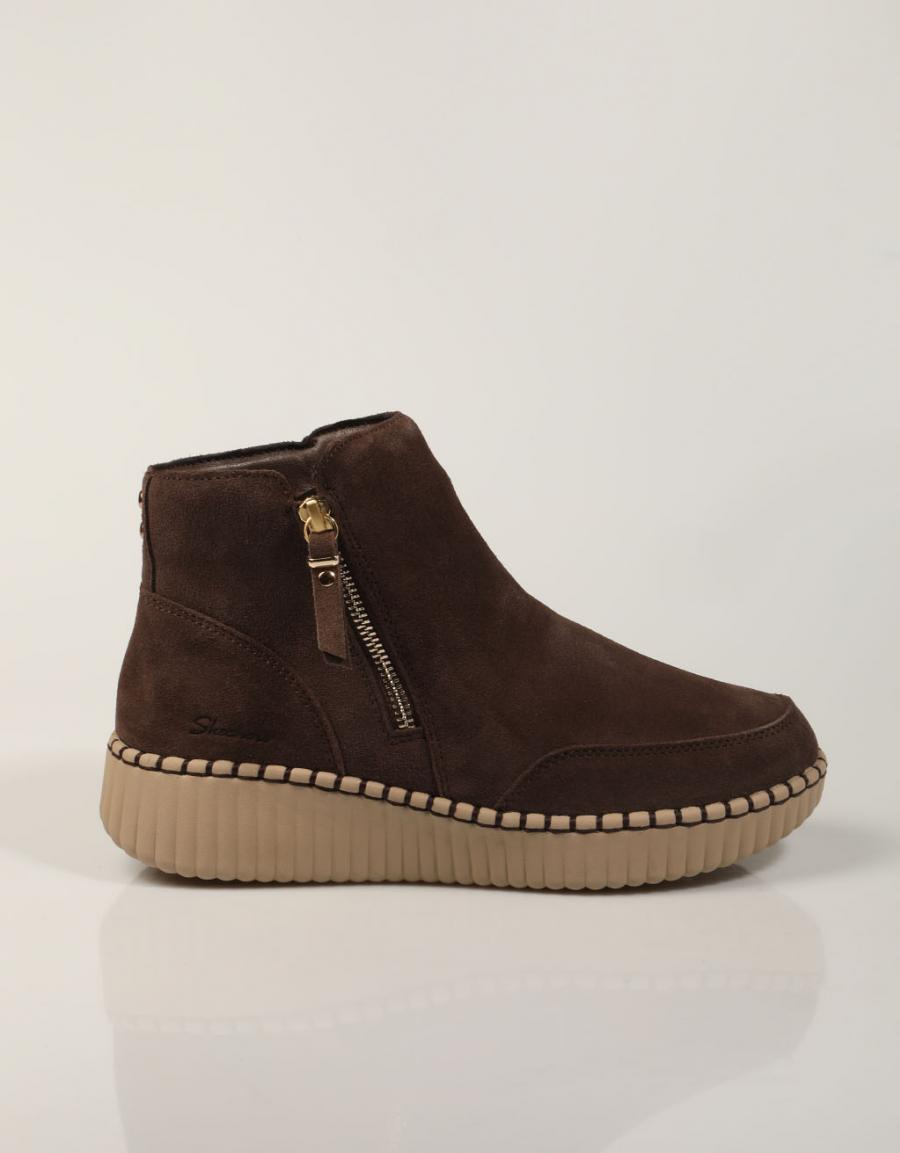 BOTINES SKECHERS RELAXED FIT CHOOLATE 169086 en color Marron