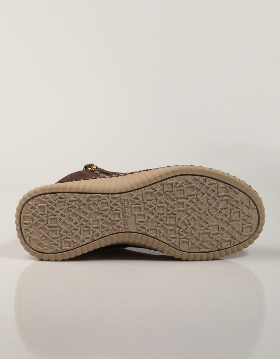 BOTINES SKECHERS RELAXED FIT CHOOLATE 169086 en color Marron
