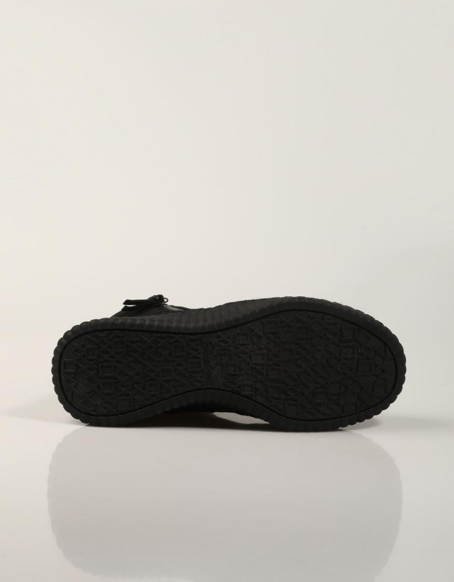 BOTINES SKECHERS RELAXED FIT BLACK 169086 en color Negro