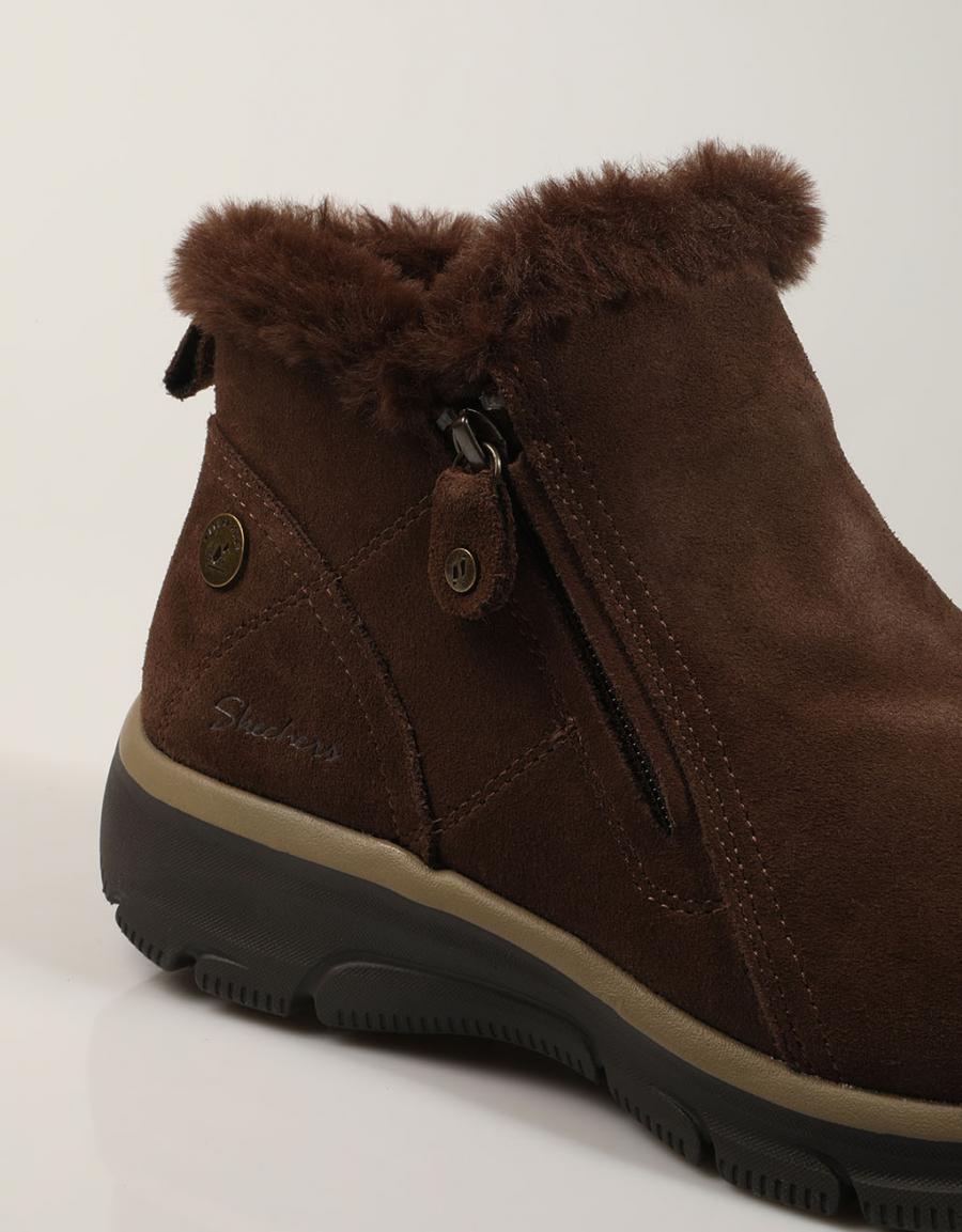 BOTINES SKECHERS WATERPROFF CHOCLOATE 168042 en color Marron