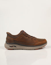 ZAPATOS SKECHERS ARCH FIT DARK BROWN 205656 en color Marron