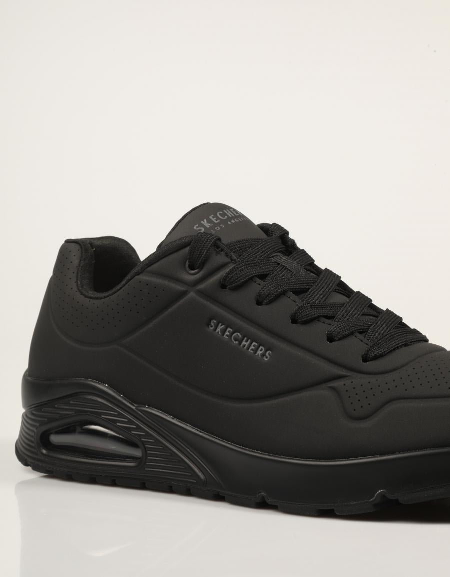 ZAPATILLAS SKECHERS UNO BLACK 52458 en color Negro