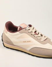 ZAPATILLAS PEPE JEANS JANE BRAND SAND BEIGE  PLS400034 en color Beige