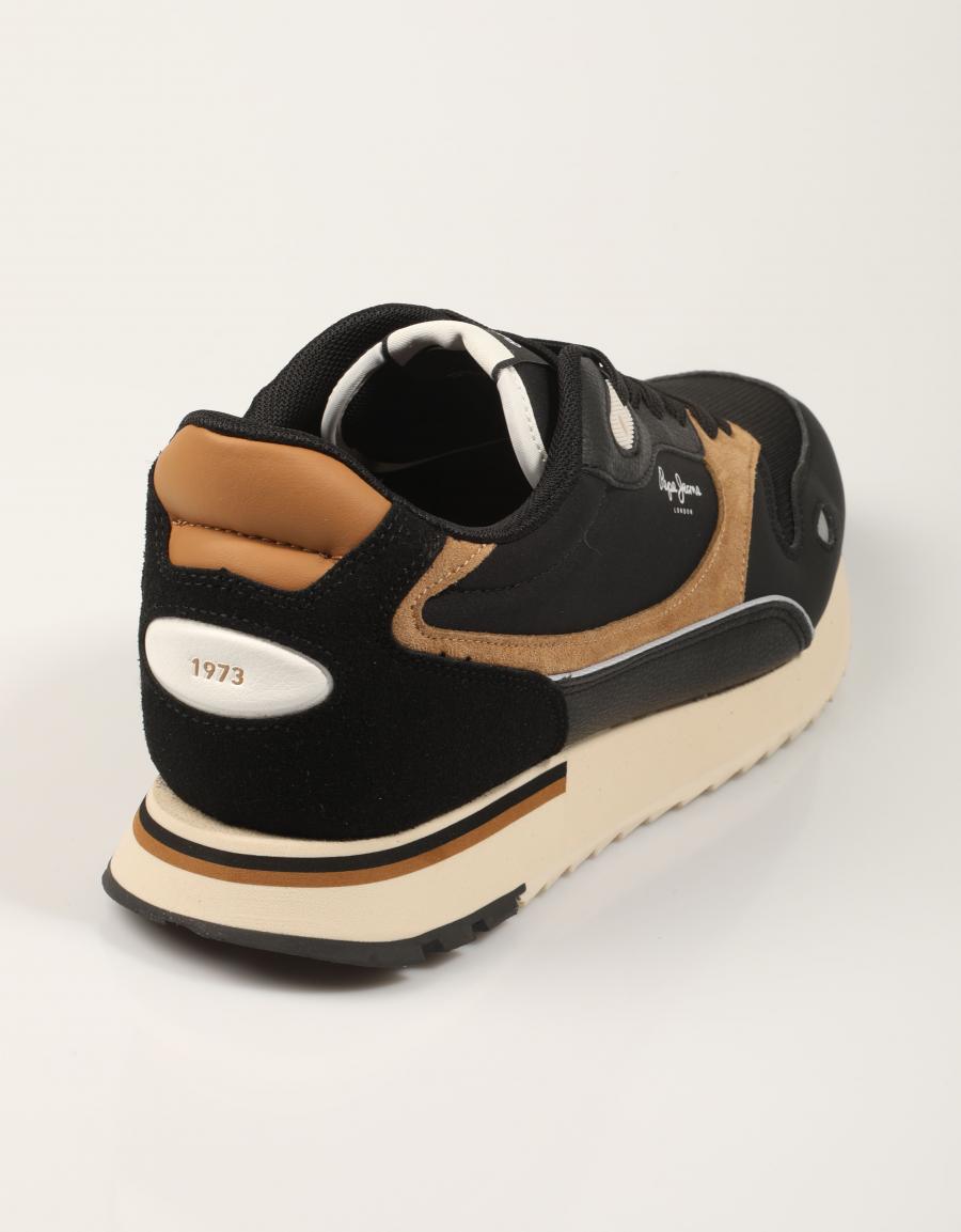 ZAPATILLAS PEPE JEANS BEXLEY ES.PMS400047 BLACK en color Negro