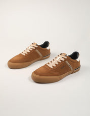 ZAPATILLAS PEPE JEANS KENTON SUEDE PMS300032 C.BEIGE en color Beige