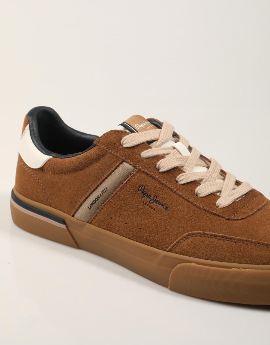 ZAPATILLAS PEPE JEANS KENTON SUEDE PMS300032 C.BEIGE en color Beige