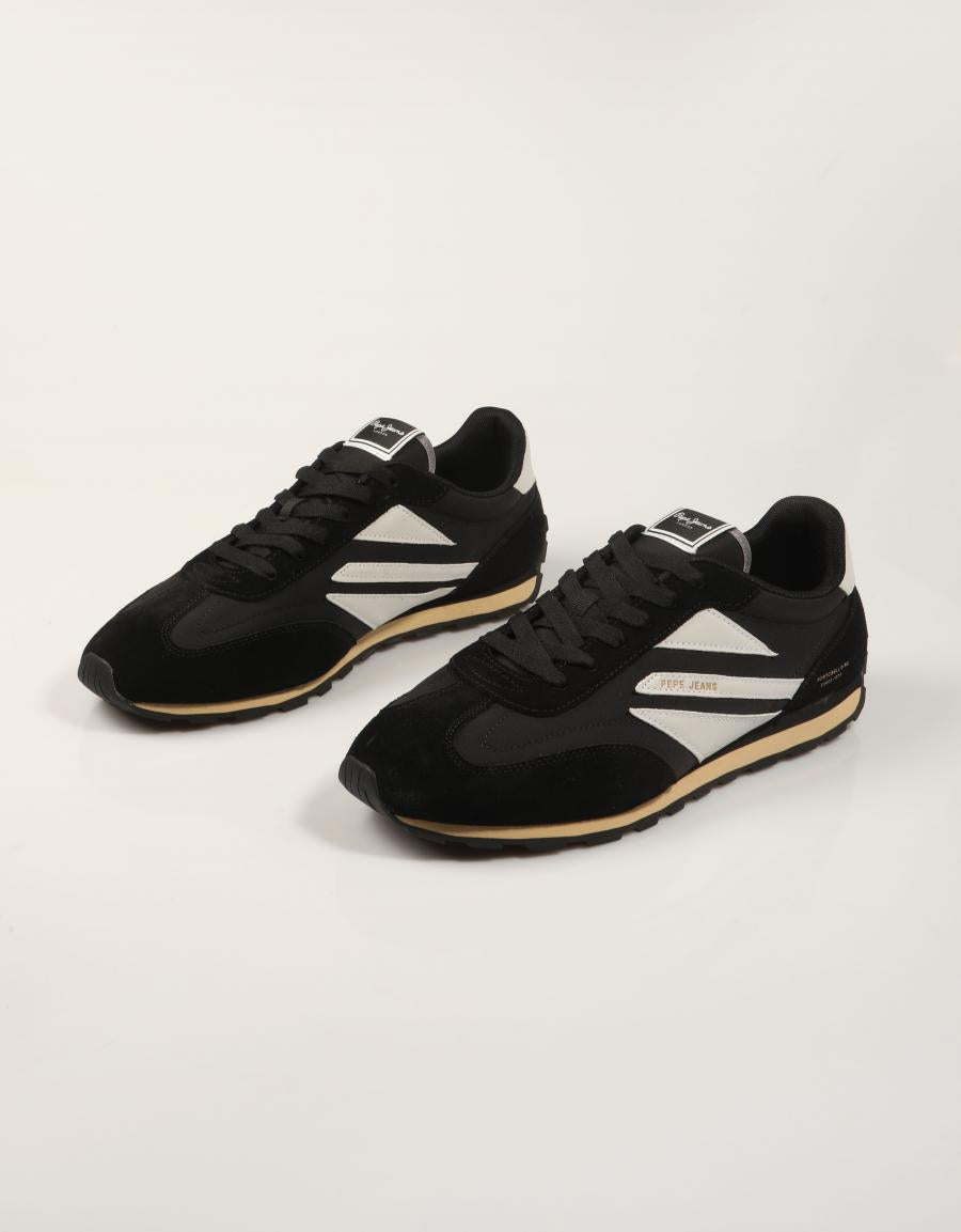 ZAPATILLAS PEPE JEANS JASON RETRO PMS400051 BLACK en color Negro