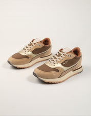 ZAPATILLAS PEPE JEANS BEXLEY ESSENCE PLS400039 C.BROWN en color Marron