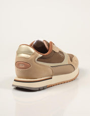 ZAPATILLAS PEPE JEANS BEXLEY ESSENCE PLS400039 C.BROWN en color Marron