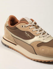 ZAPATILLAS PEPE JEANS BEXLEY ESSENCE PLS400039 C.BROWN en color Marron