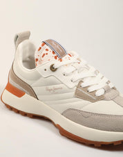 ZAPATILLAS PEPE JEANS LUCKY FIERCE PLS600067 WHITE en color Blanco