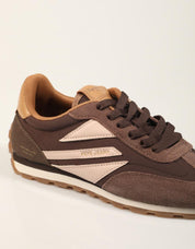 ZAPATILLAS PEPE JEANS JANE SPORTY PLS400045 C.BROWN en color Marron