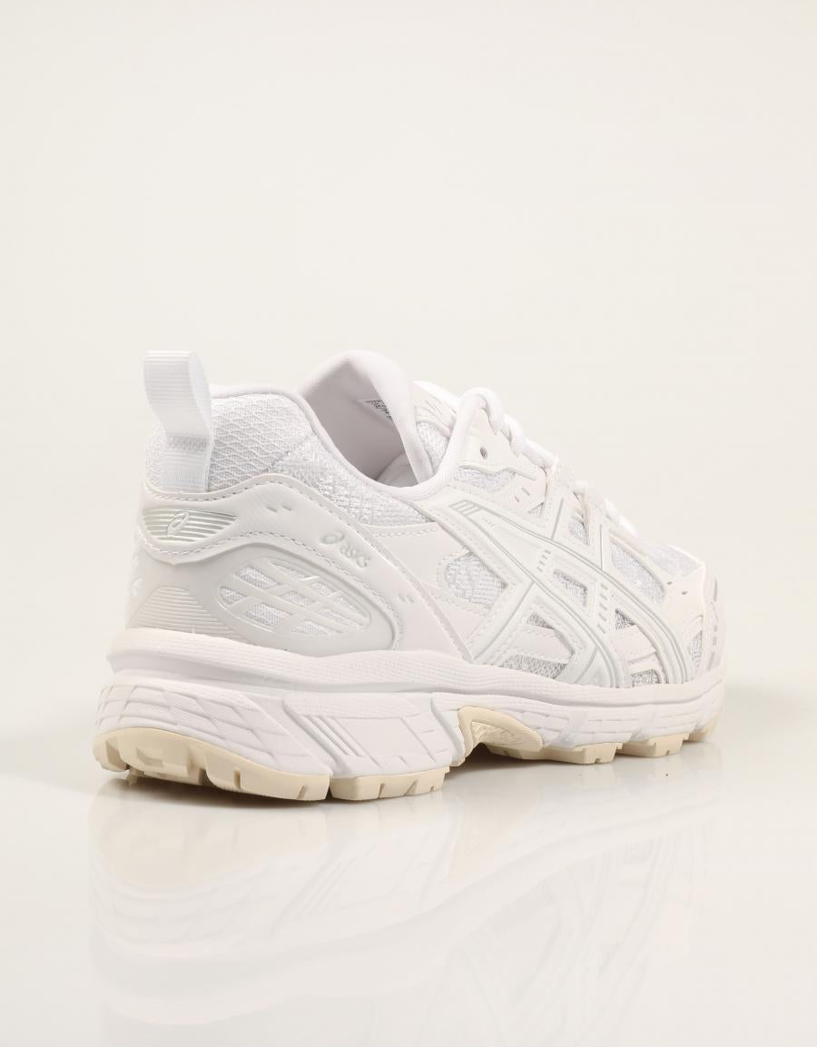 ZAPATILLAS ASICS GEL NUOBIKI WHITE 1203A597 en color Blanco