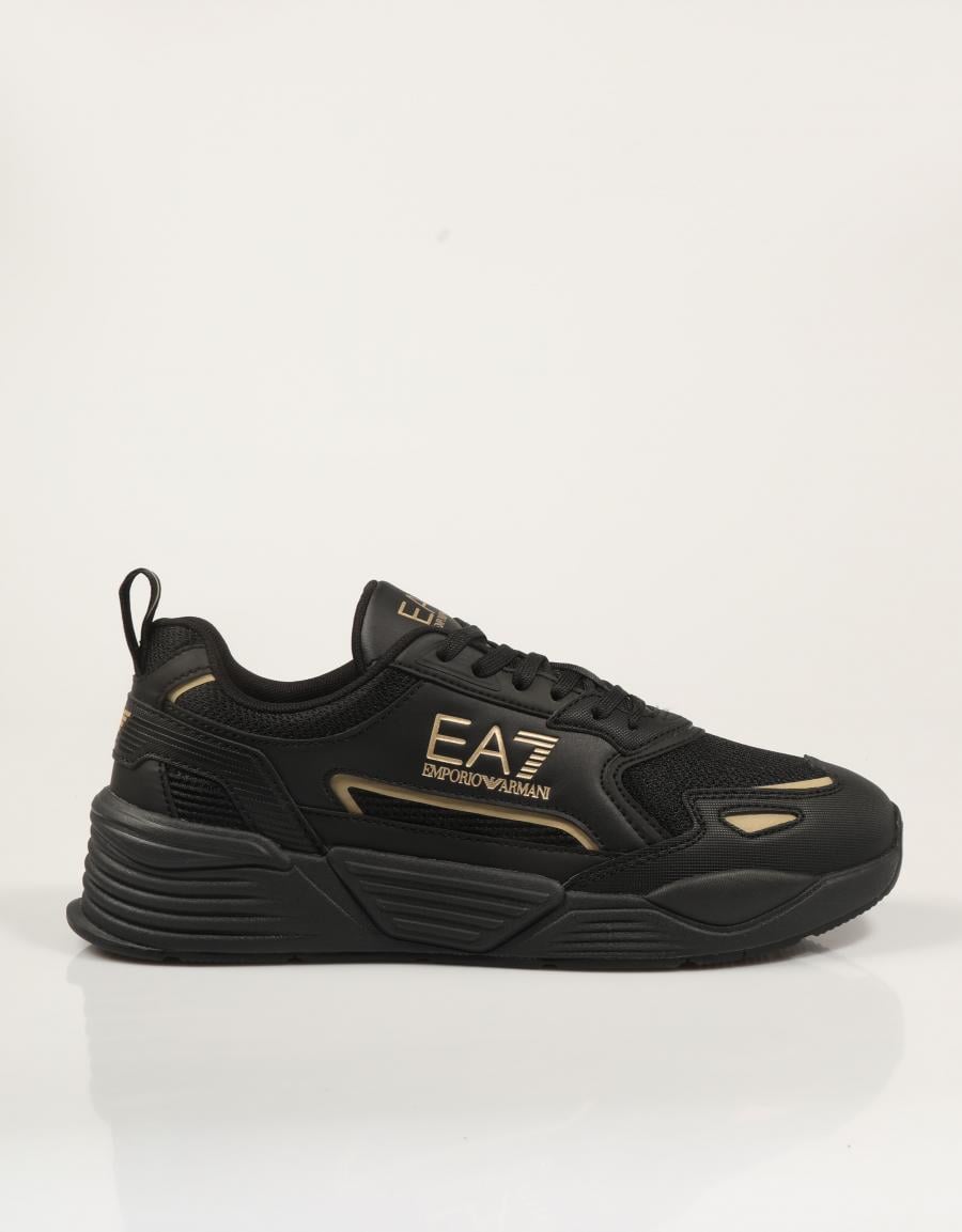 ZAPATILLAS ARMANI EA7 ACE RUNNER NEW BLACK AF18447 en color Negro
