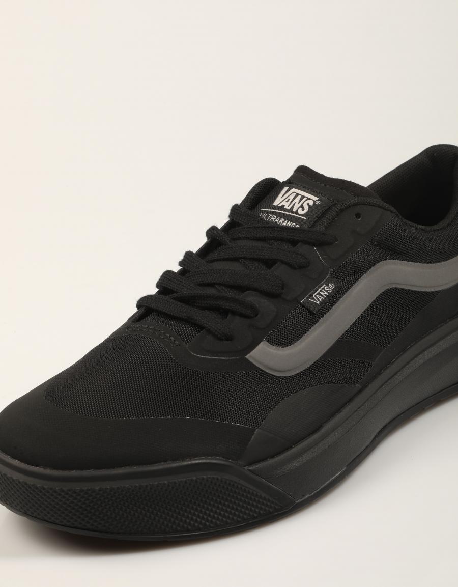 ZAPATILLAS VANS ULTRARANGE BLACK VN000D60 en color Negro