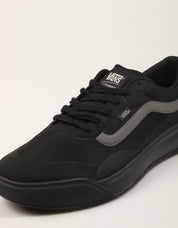 ZAPATILLAS VANS ULTRARANGE BLACK VN000D60 en color Negro