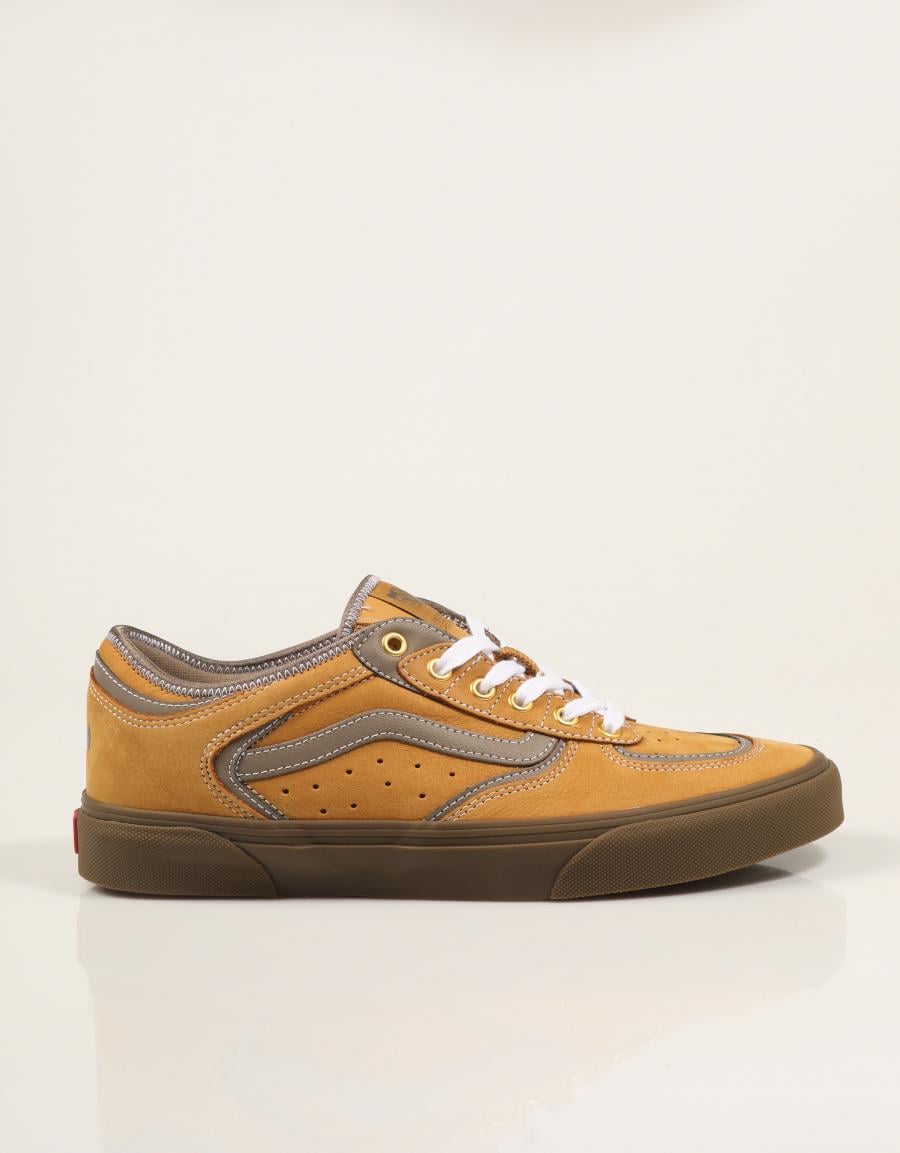 ZAPATILLAS VANS ROWLEY TAN VN000SF4 en color Cuero