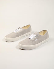 ZAPATILLAS VANS AUTHENTIC L.GRAY VN000D7Y en color Gris